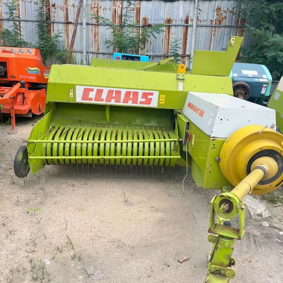 Used Claas Markant 55 Baler Mini corn and wheat straw baling machine alfalfa and pasture Hay baling Machine