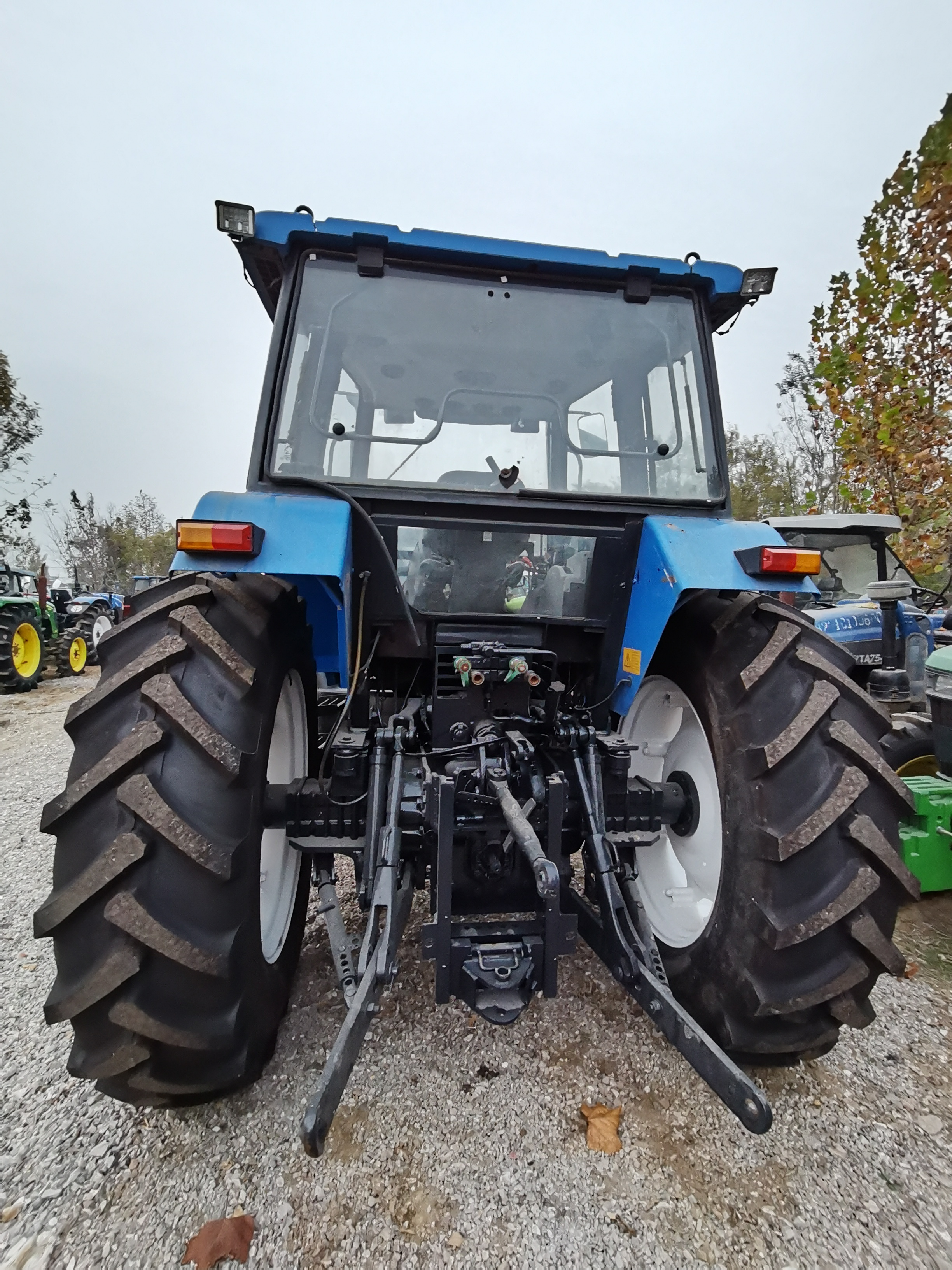 used wheel tractors new holland snh1204 120hp 4x4wd fiat engine small compact agricultural farm machinery equipment front loader