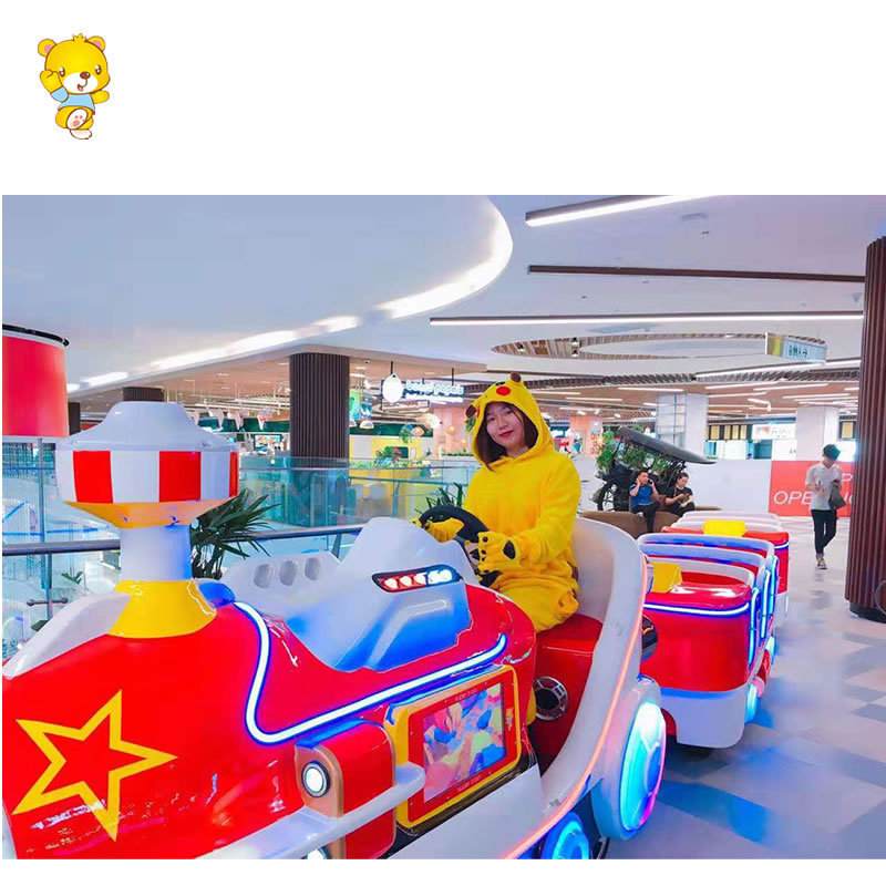 Customized Christmas Style Amusement Park  Shopping Mall Kiddie Rides Trackless Train For Sale Indoor And Outdoor