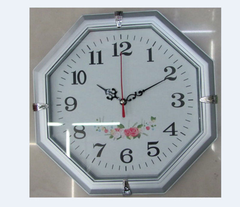 Plastic Cheap Octagon Quartz Movement Wall Clock