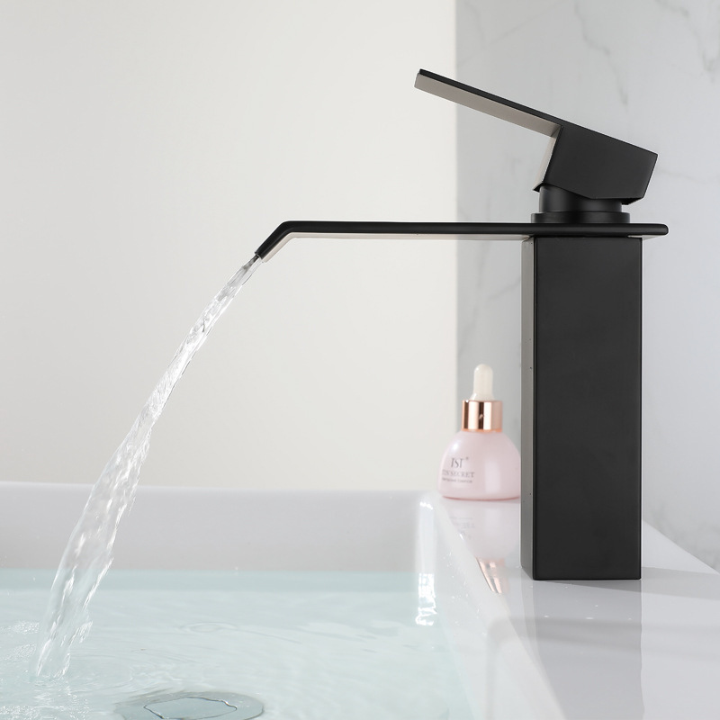 Factory Supply Contemporary  Multi-Functional Cheap Design Wall Kitchen Faucet For Sale