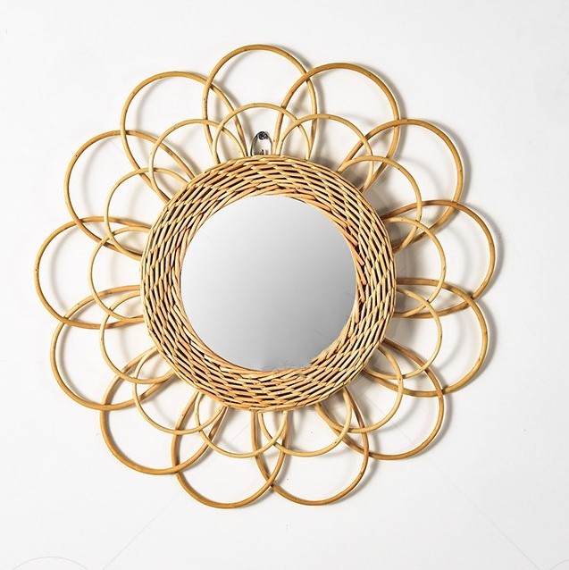 Hand-woven Grass Wall Hanging Basket Bohemian Grass Rattan Woven Wall Decoration Circular Wicker Basket Plates Wall Hanging