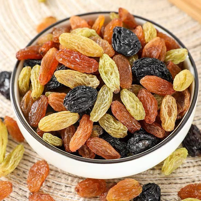 First-class healthy nuts and dried fruits natural eight-color raisin export