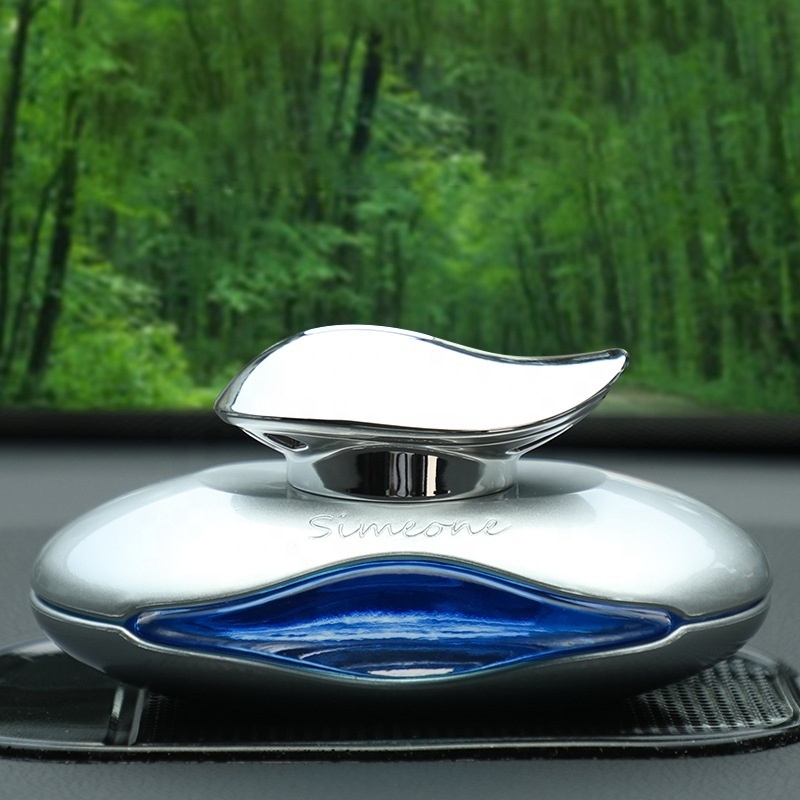 Car suv Interior Decoration Natural Diffuser Bottle Luxury Fragrance Car Perfume Holder Dashboard Air Freshener