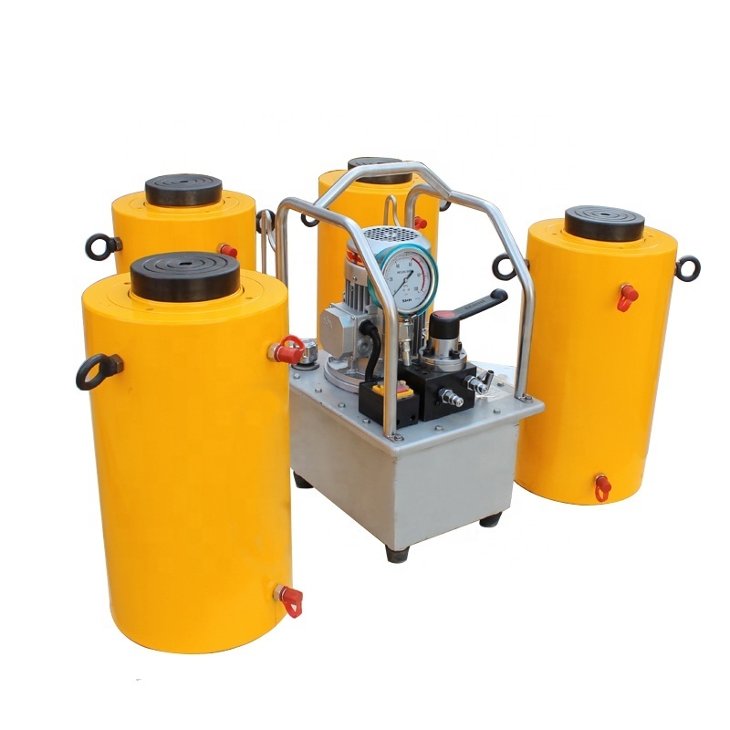 Double acting hydraulic jack cylinder with pressure gauge