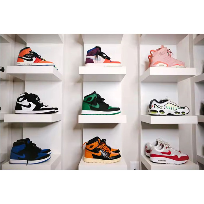 Gaogle Fashion Sport Shop Showcase Shoe Wall Mounted Sneaker Shelves Rack Display