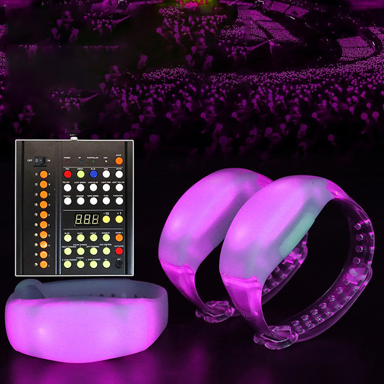 custom personalized wedding led lighted plastic bracelets battery chargegable light-emitting wristband