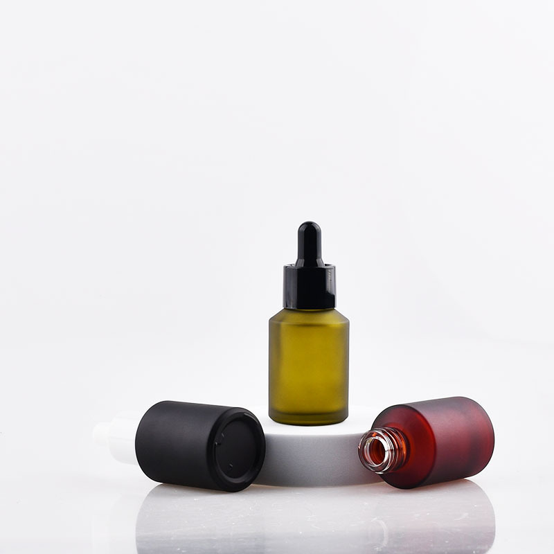 Skin Care Packaging Serum Bottle 20ml 30ml Amber Clear Cylinder Slanted Flat Shoulder Beard Essential Oil Glass Dropper Bottle