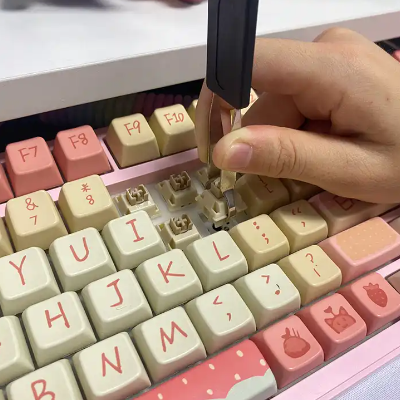 Custom Promotional new style 2023 Keyboard Keycaps Diy Tool Plastic Keycap Puller