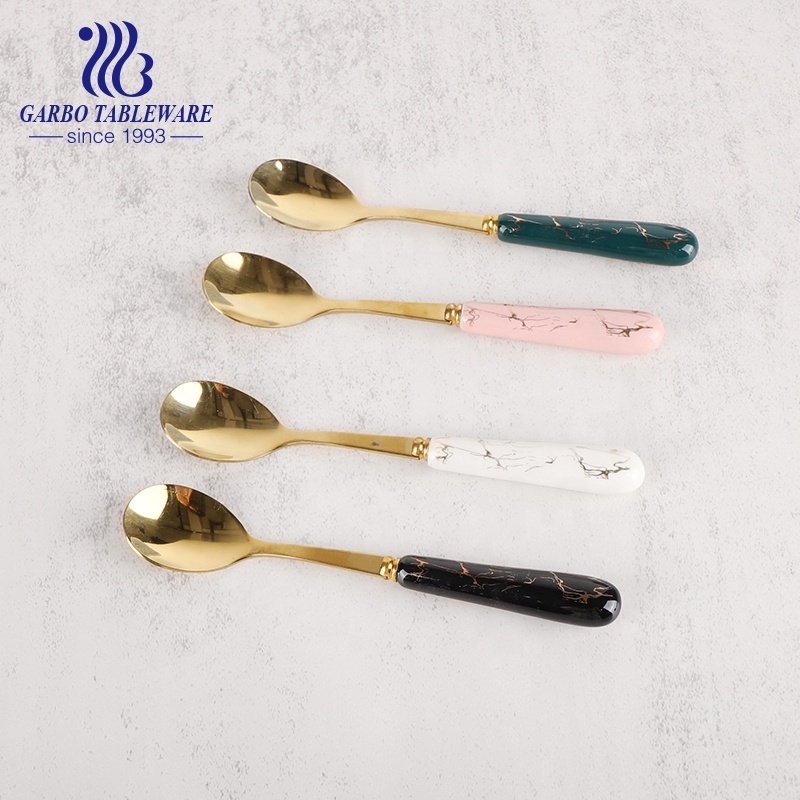 Wholesale stainless steel flatware PVD golden 6pcs marble design green color ceramic handle mini tea dessert spoon with holder