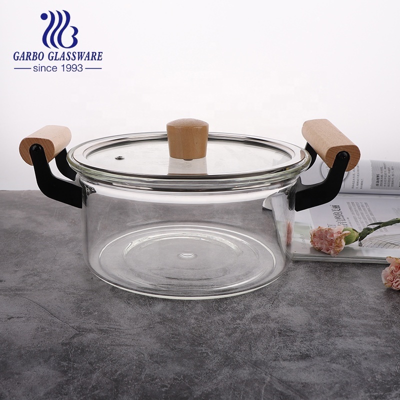 Wholesale stovetop safe heat resistance gas cooker 2.7L borosilicate cookware saucepan glass baking pot with wooden handle