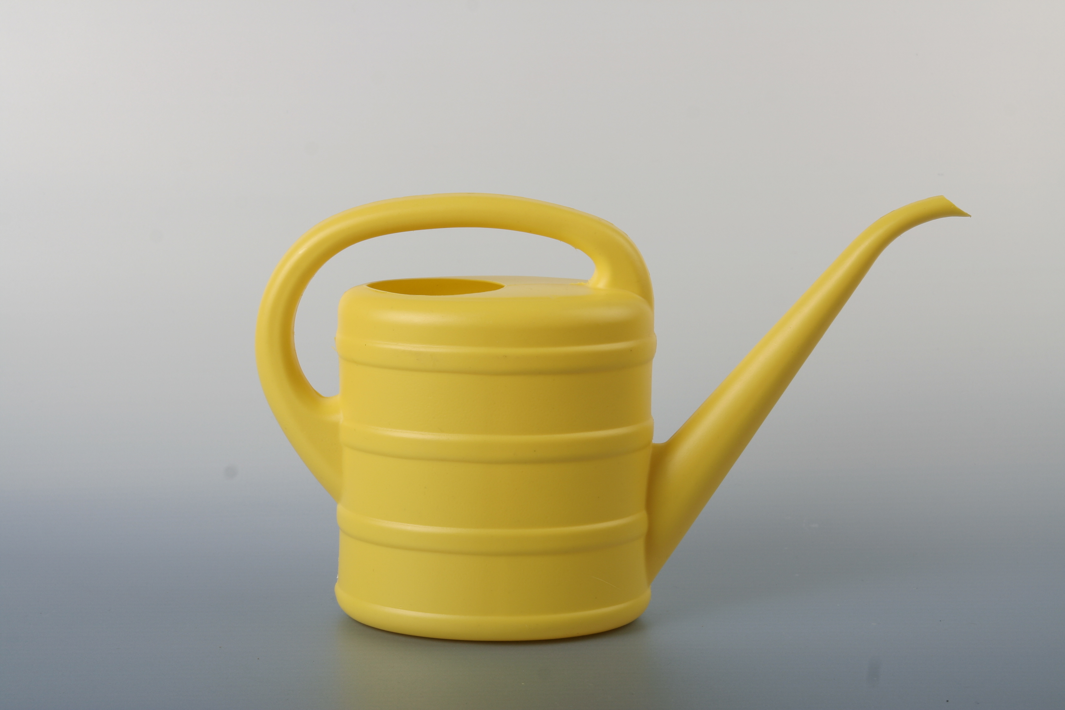 Stable Quality Household Kids Garden Plastic Watering Can For Plants