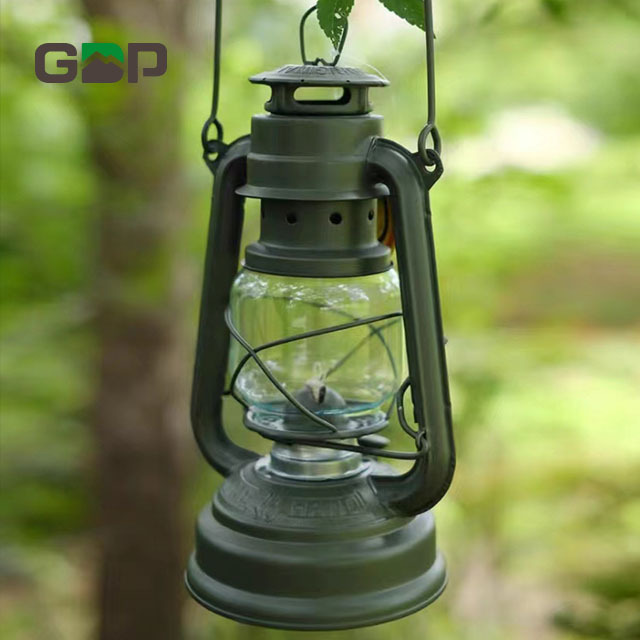 Decorative camping picnic lantern kerosene  lamp retro classic kerosene lamp