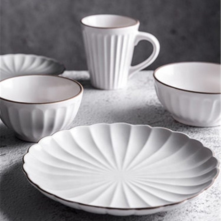 Handmade fancy stoneware dinner set ivory white color  japanese ceramic dinnerware