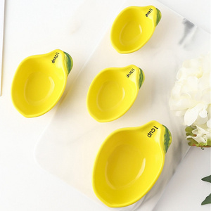 Yellow color lemon shape measure cups and spoons ceramic measuring cup for kitchenware