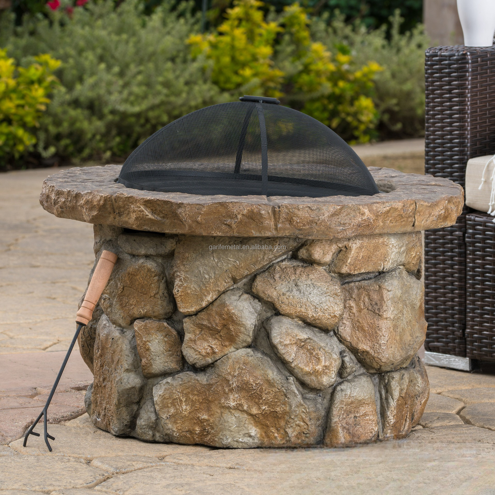 Factory wholesale patio fire pit table outdoor MGO fire pit fake stone fire pit with BBQ grill