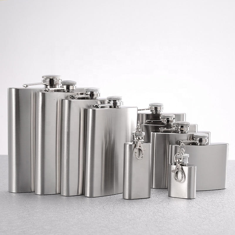 Custom Logo Portable Stainless Steel Hip Flask Different Capacity for Male Alcohol Whisky Wine Pocket-Sized Pot Bottle