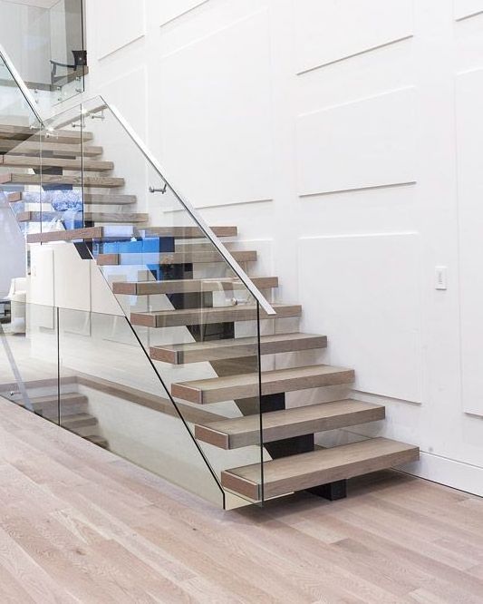 Step Cheap Interior Steel Mono Stringer Oak Wooden Staircase with Glass Railing with Lights Straight Modern Apartment 3 Years