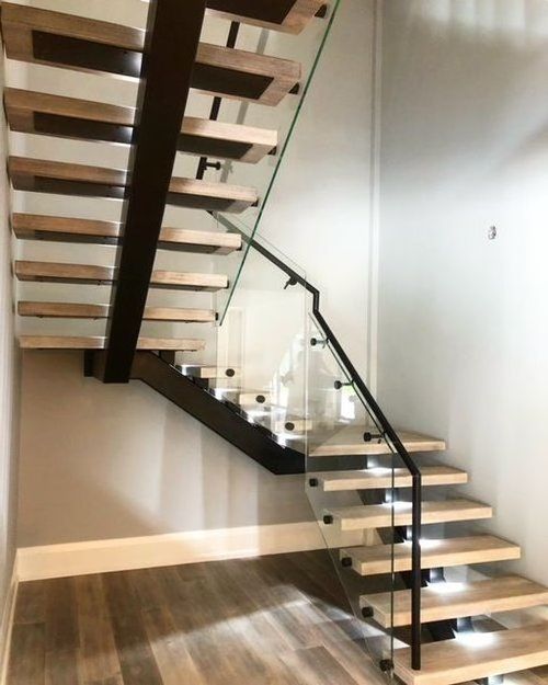 Contemporary style oak wood step staircase with led lights carbon steel mono beam  U shape stairs with glass railing for sale