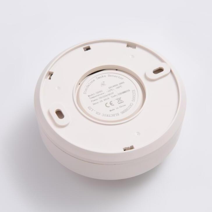 Standalone SD301 ciggerette smoke detector alarm with CE sensitive to black and white smoke for apartment OEM service