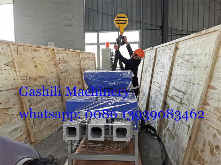 High Quality Compressed Wood Pallet Block Leg Pier Making Machine