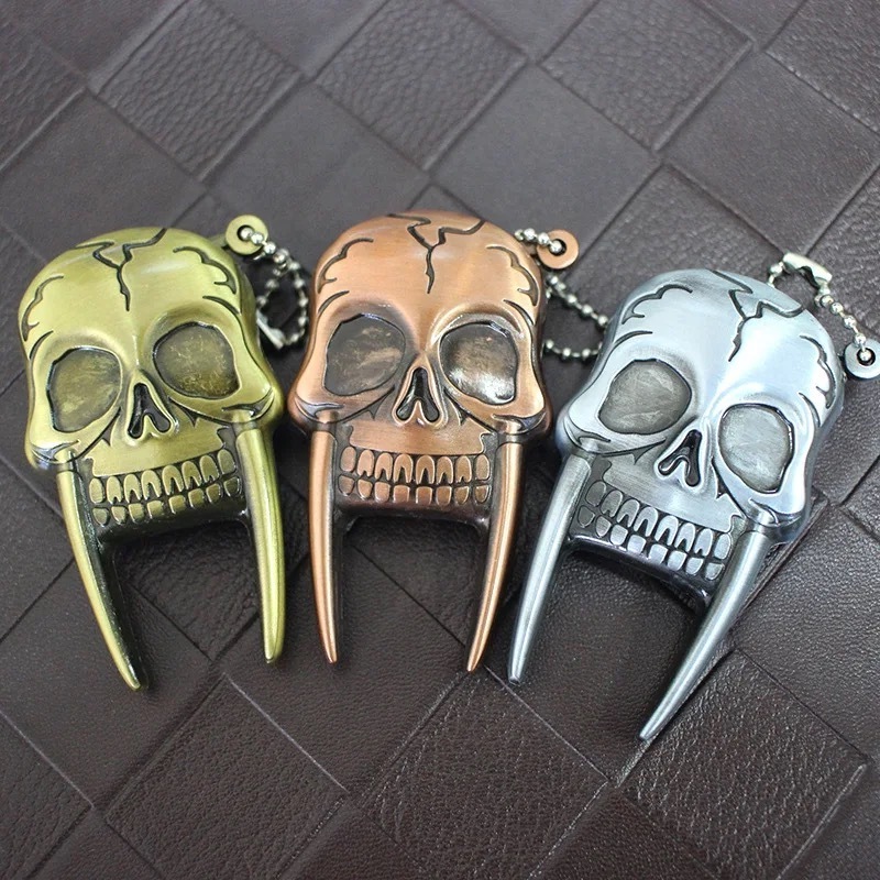 Creative Halloween Finger Ring Skulls Gas Lighter,Windproof Jet Torch Refillable Cigarette Lighter With Keychain