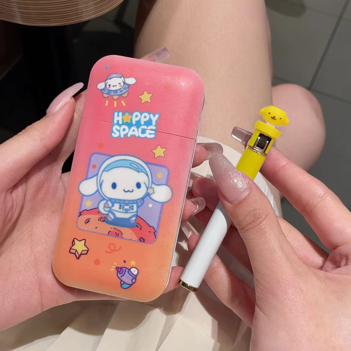 2023 new kuromi sanrio wholesale kawaii sanrio lighter Cigarette case windproof kerosene lighter kuromi sanrio lighter