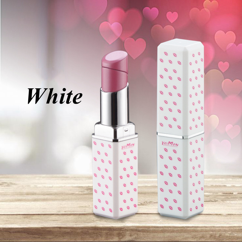 Hot selling easy to carry novelty  gas lighter torch lipstick lighters for woman