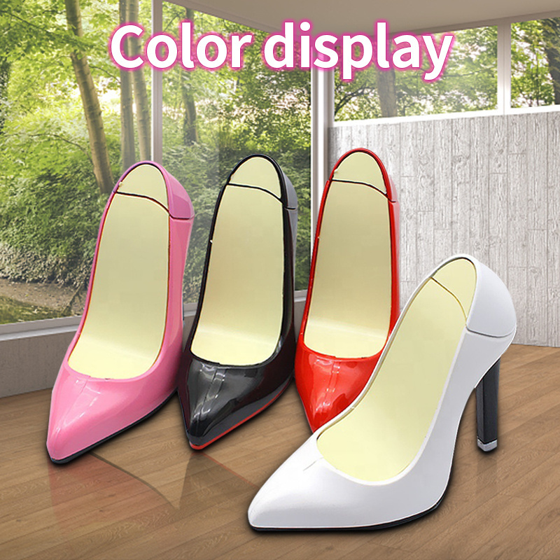 Hot Selling Personality Creative Fashion Classic Wholesale Refillable Ladies High-heeled Shoes Gas Cigarette Flame Table Lighter