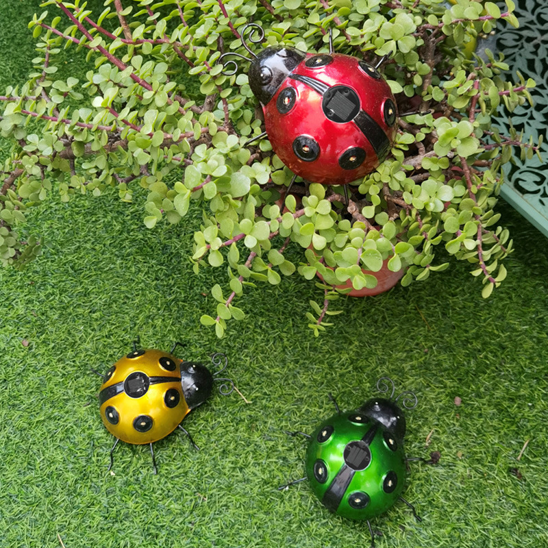 Outdoor Solar Landscape lights Solar LED Ladybug lights for garden decorations