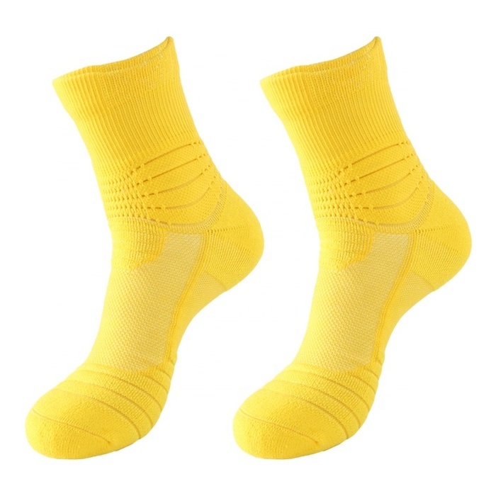 Bulk wholesale sport basketball running socks for men