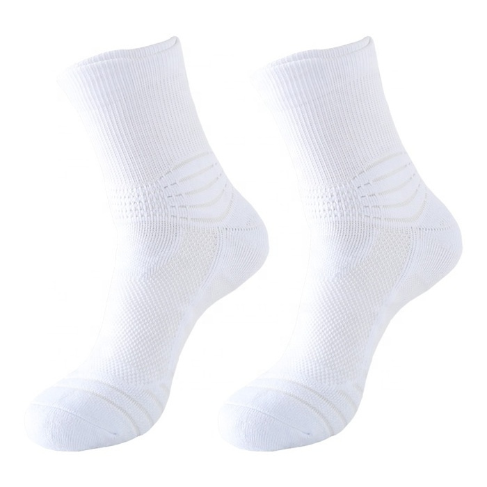 Bulk wholesale sport basketball running socks for men