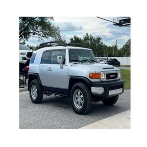 Used Toyota FJ Cruiser petrol Left/Right hand Drive 4.0 L 4X4 . Fabric Seats . Key Start