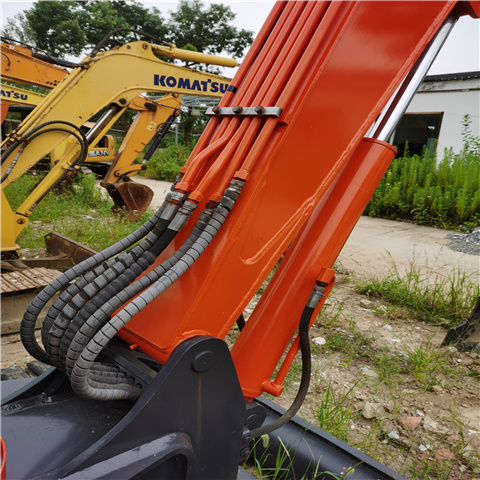 DOOSAN DH60-7 Used excavator doosan 60-7 stable performance 6ton mini digger low price to sell second-hand excavator dx75 dx60w