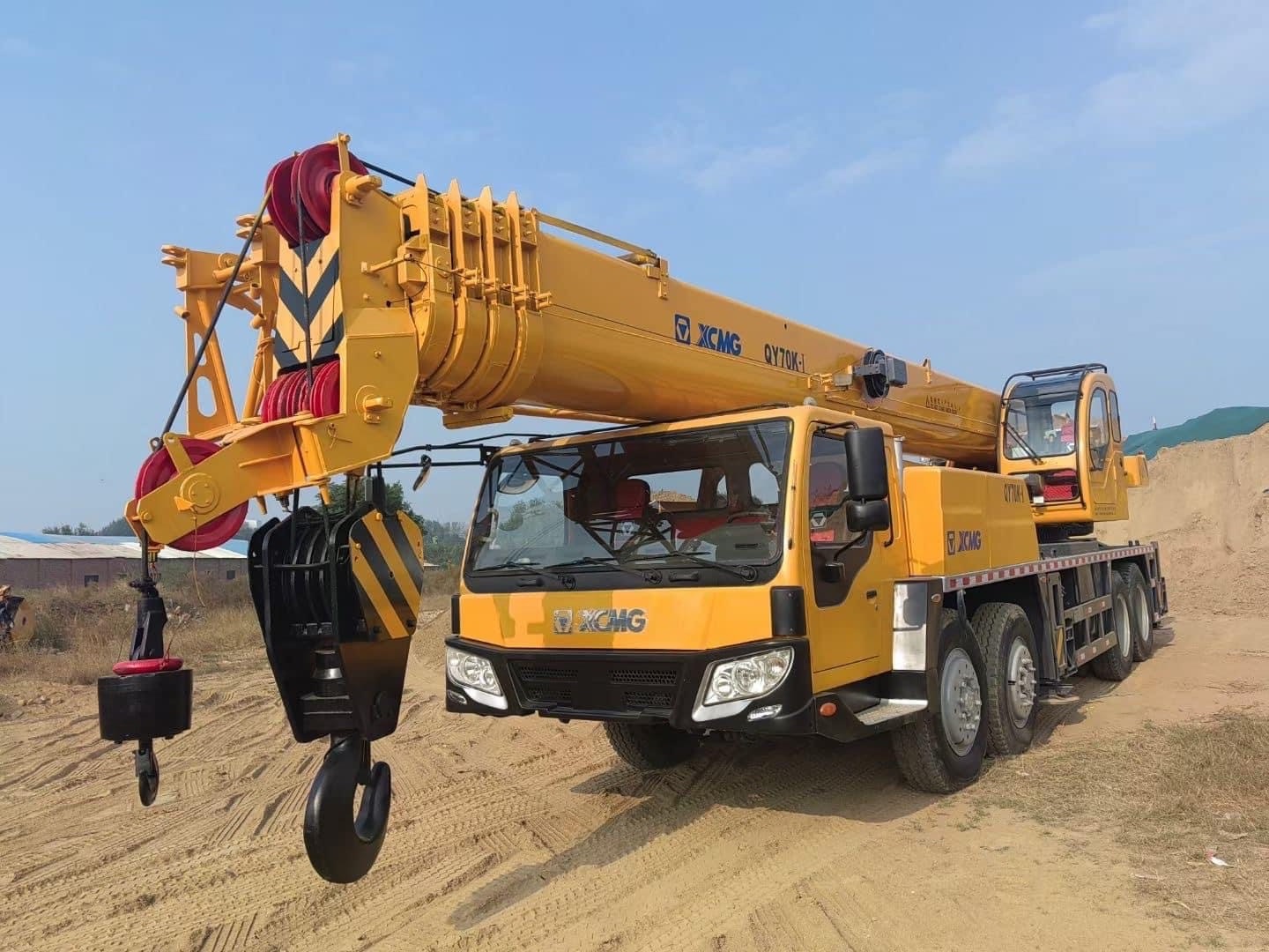 XCM'G truck crane 25 ton 50 ton 70 ton 80 ton 100 ton,good price QY70K 70 ton used mobile crane for sale