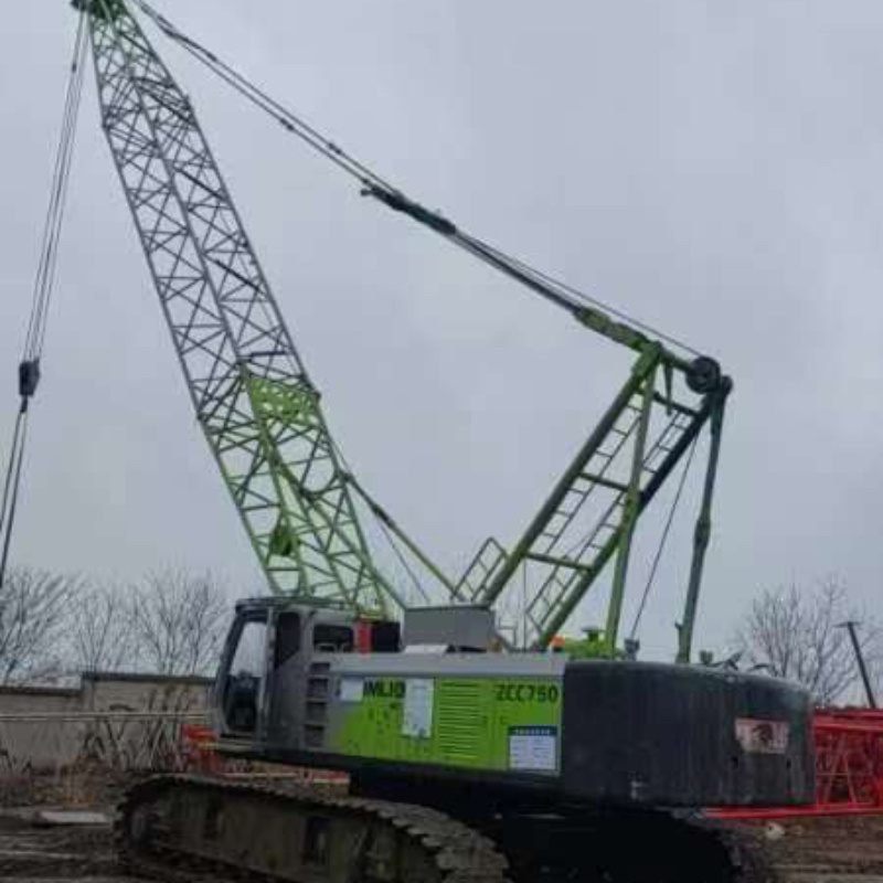 Excellent performance Zoomlion 800 tons crawler crane ZCC9800W used car crane