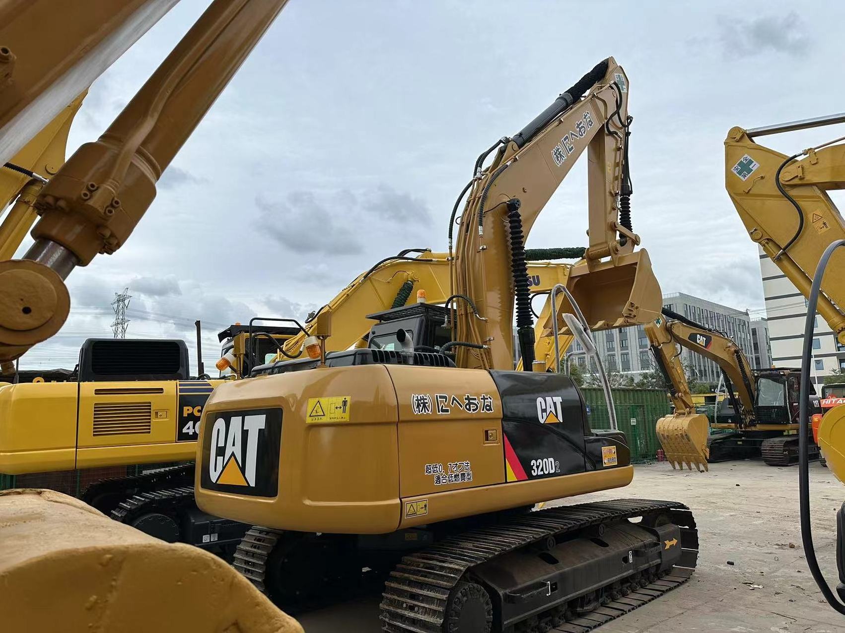 Used Japan Caterpillar CAT 320D excavator Used CAT 320DL 312 320 315 330 336D 336E crawler excavator with low price in stock