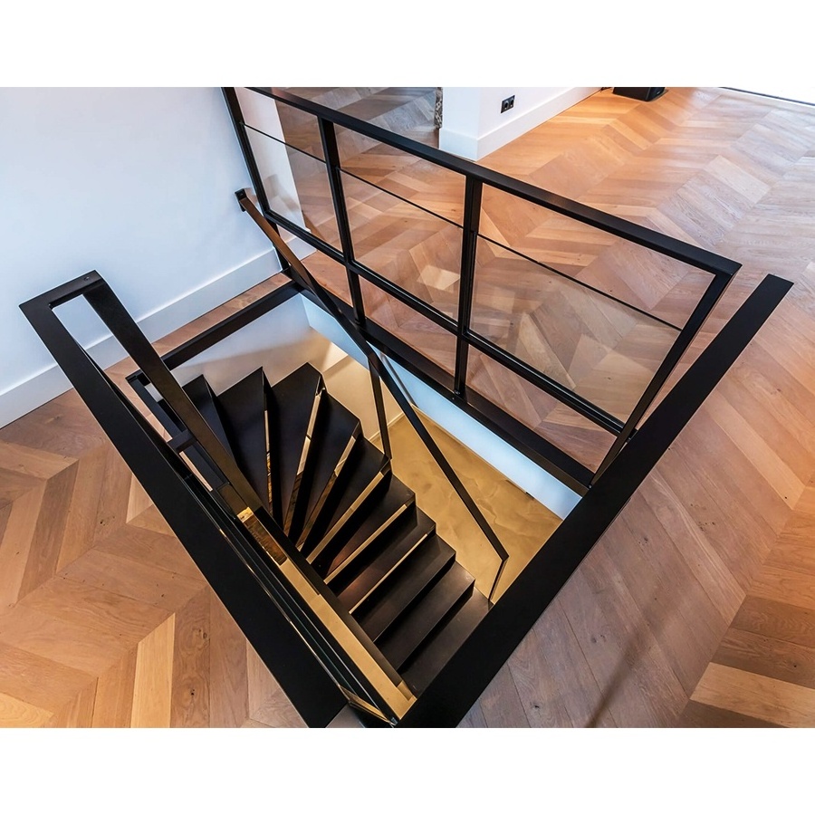 Custom Size Oak Stair Treads Wire Balustrades Outdoor Design Multi-Material Stair Optional Steel Staircase With Wood