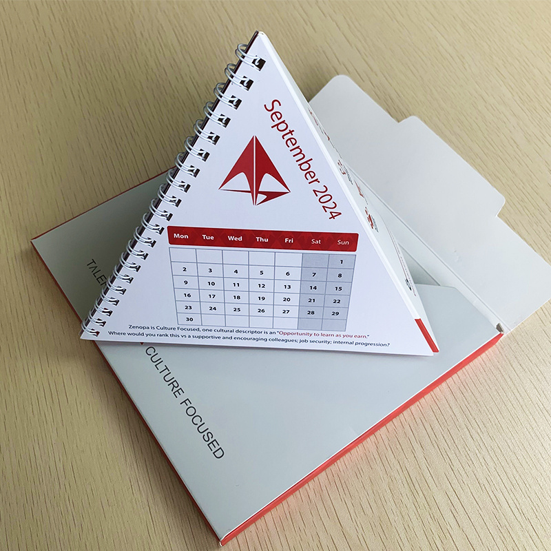 Creative small cute 3D calendar triangle desk calendar ornaments customized printing logo