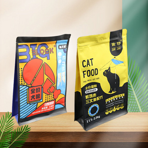 Custom Heavy Duty PET Food Bags Packaging Matte Resealable Smell Proof Bag for Kitten Food Plastic Bags For PET Food Packing