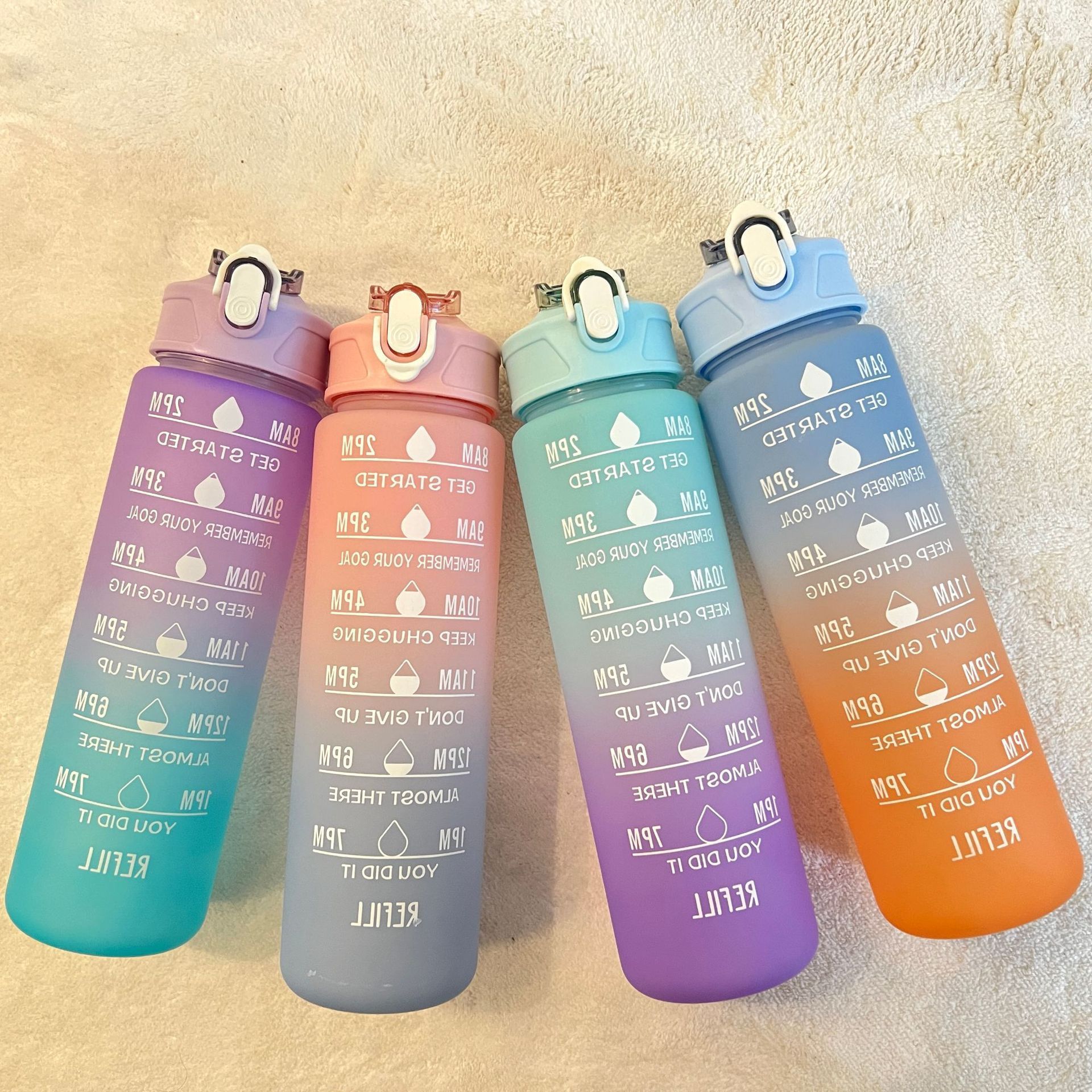 Hot selling 900ml Plastic Fitness Sports Water Bottle With Time Marker Motivational Drinking Bottles