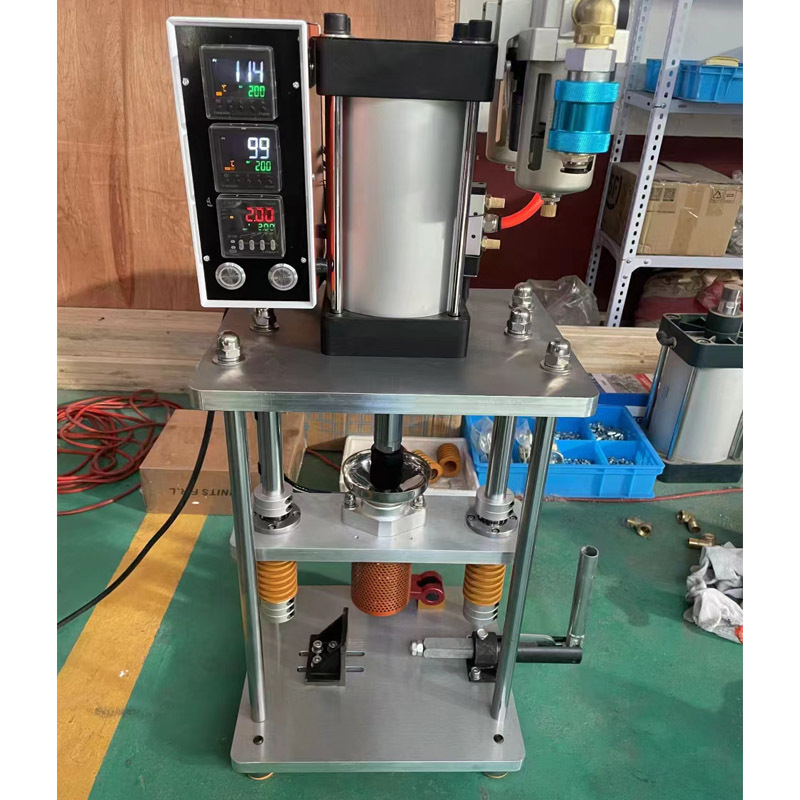 2024 New Materials Semi-Automatically Small Injection Molding Machine For Audio Line Vga Hdmi Dual Line Wite