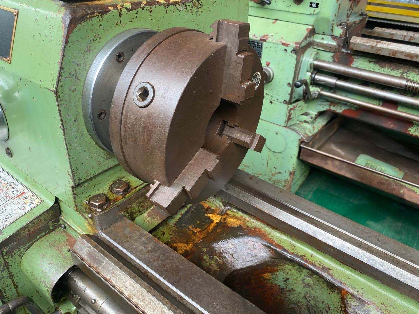 Used Good Condition CY6140 X 2000MM Heavy Duty Metal Manufacture Manual Lathe