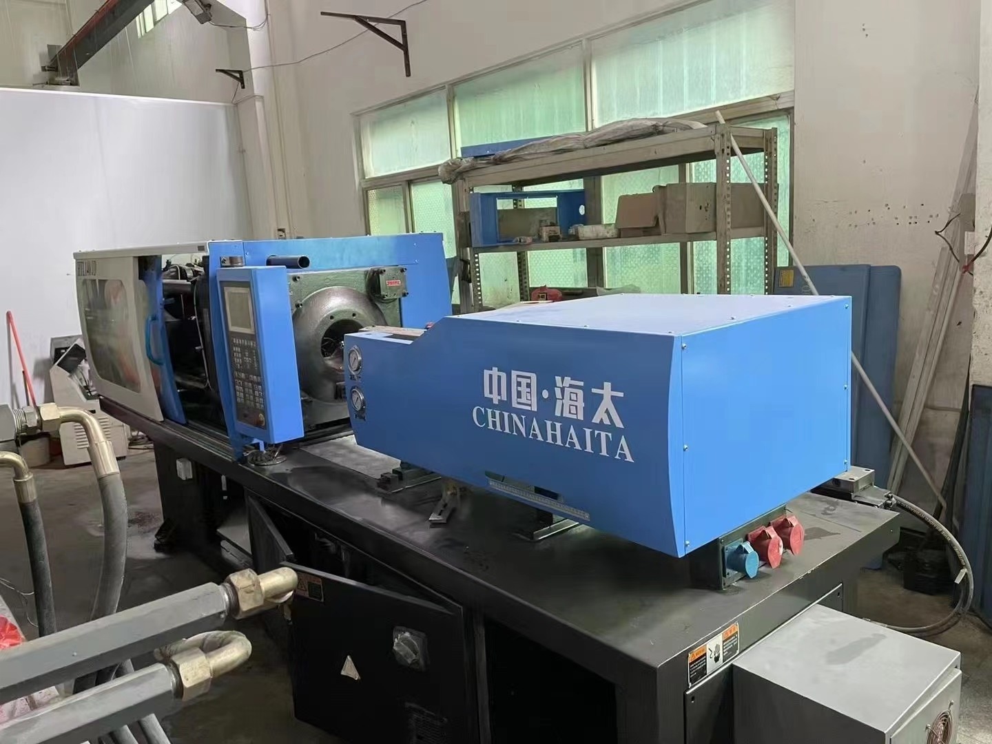 China HAITA HTL 140 Plastic Crate Plastik Enjeksiyon Making Case Injection Mold Molding Machine Price