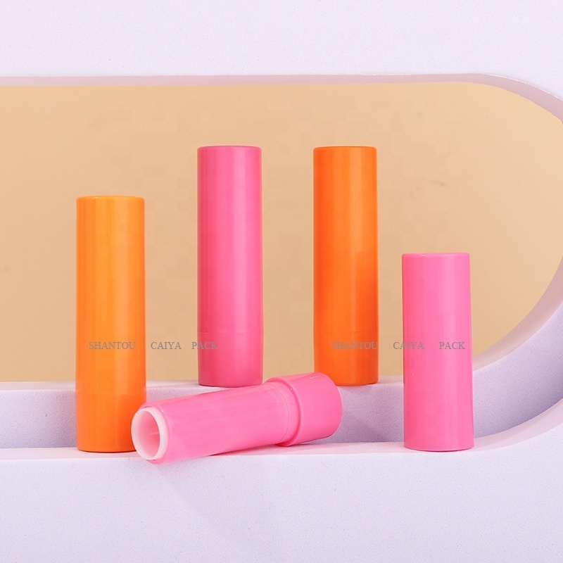 Wholesale skin lip care bulk plastic orange pink round lip balm round container tube Empty Plastic Lipstick Tube chapstick tube