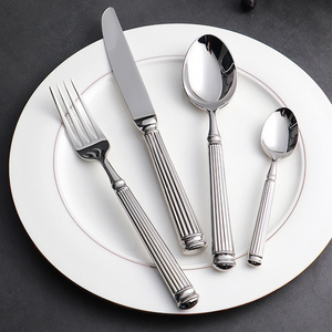 Europe Silver Luxury Fashion Cutlery Set 18/10 Stainless Steel Creativity Gift Roman Column Flatware