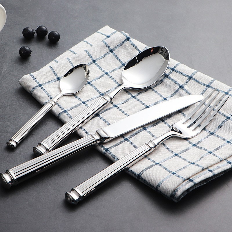 Europe Silver Luxury Fashion Cutlery Set 18/10 Stainless Steel Creativity Gift Roman Column Flatware