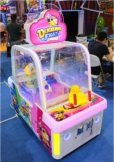 Top Sale Indoor Sport Coin Operated Arcade Ducking Fight Kiddie Water Shooting Game Machines For Amusement Park For Sale