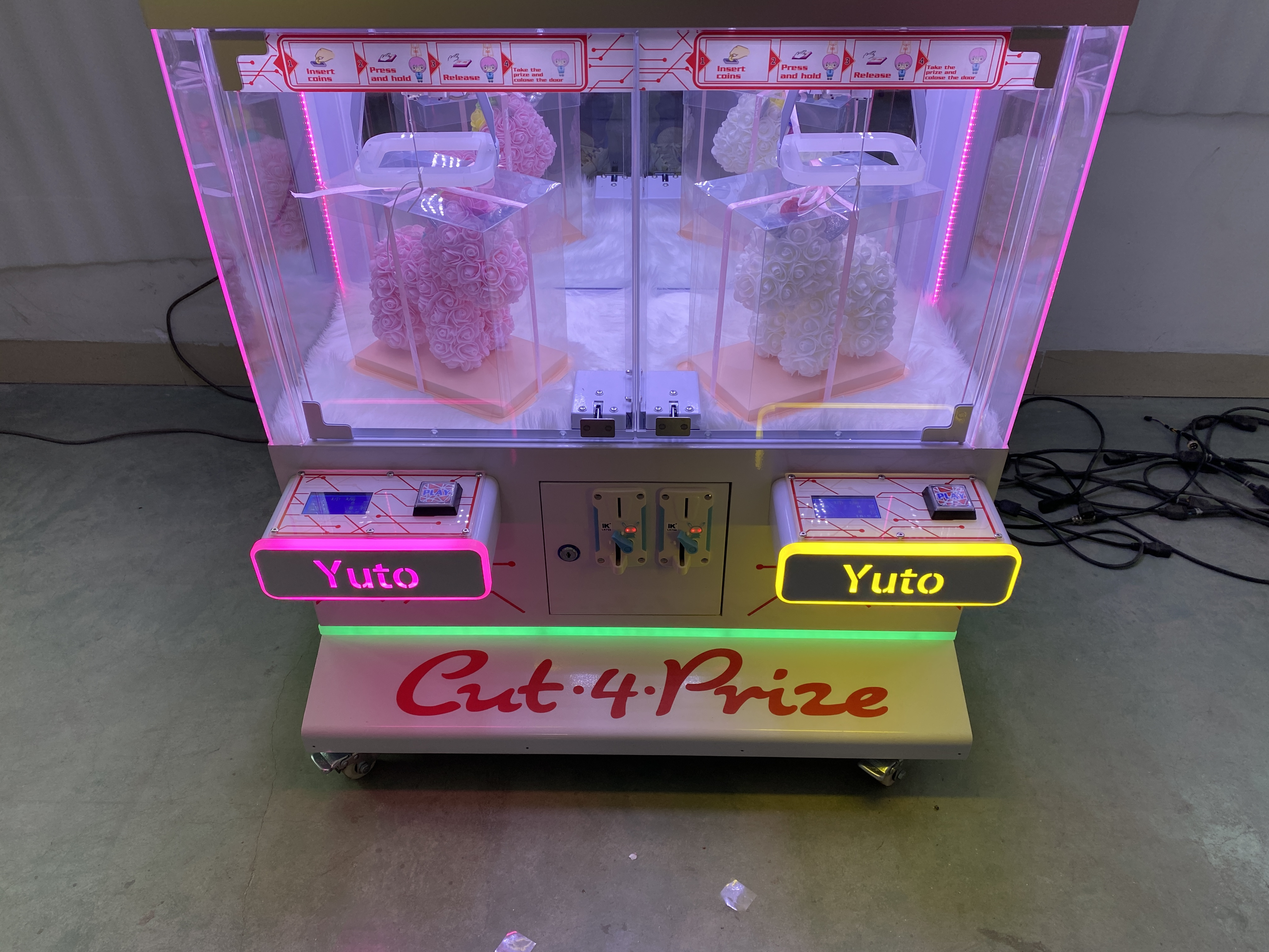 2022 Newest Cut 4 prize game machine|Best prize claw machine game made in China|Most popular claw prize game machine for sale