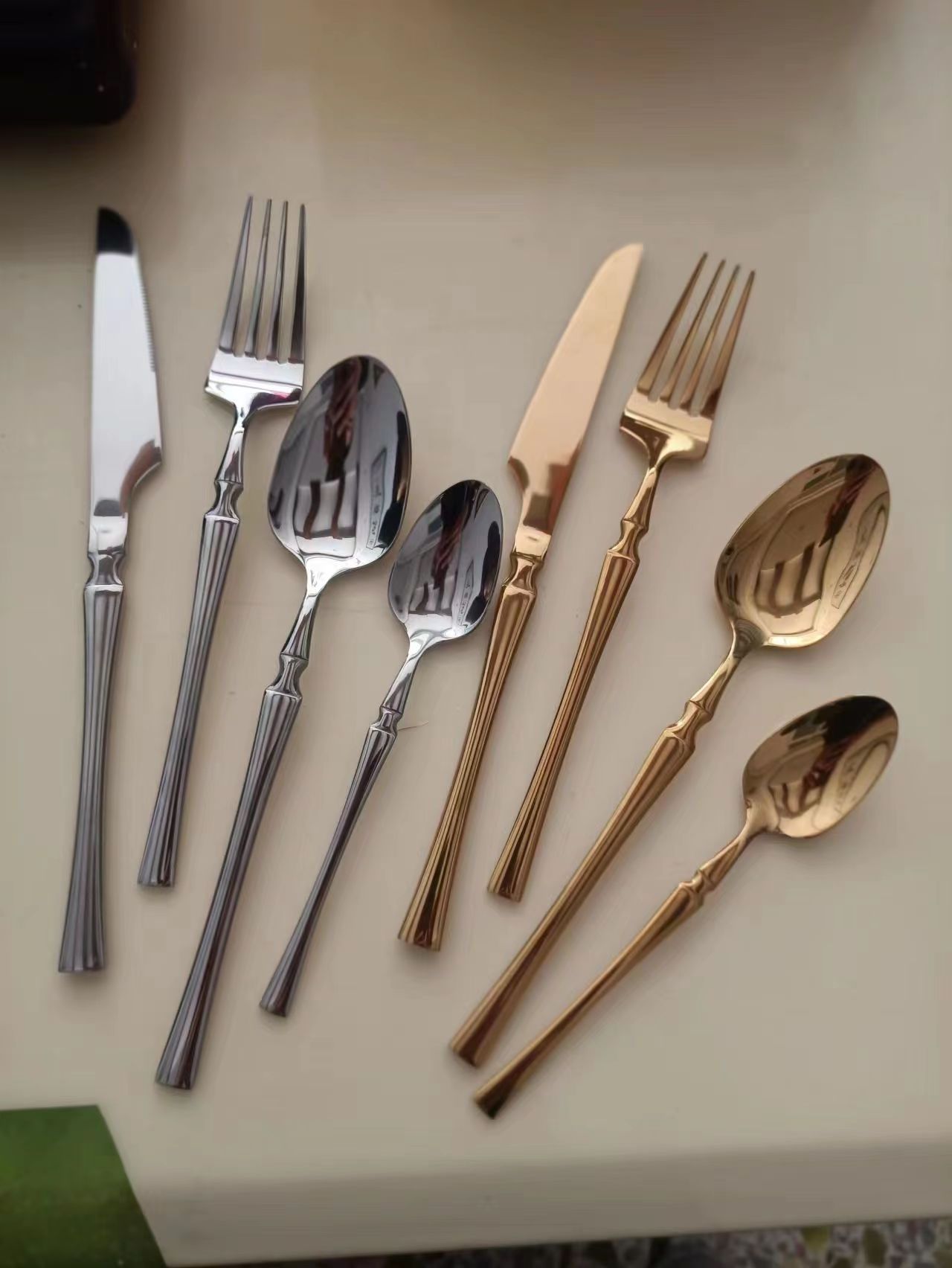 laguiole rustic brass cutipol royal wedding luxury cubiertos stainless steel gold titanium fork spoon knife flatware cutlery set